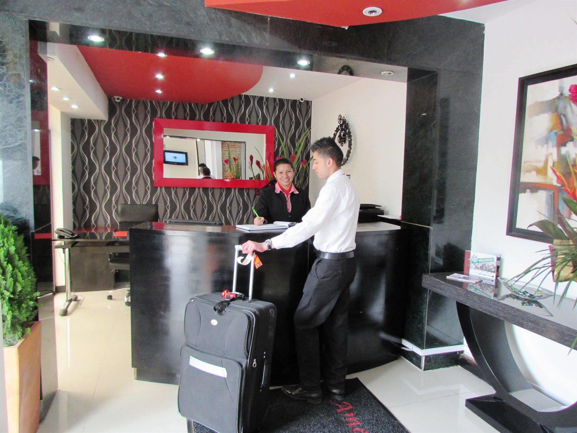 Hotel American Deluxe Bogota Bagian luar foto
